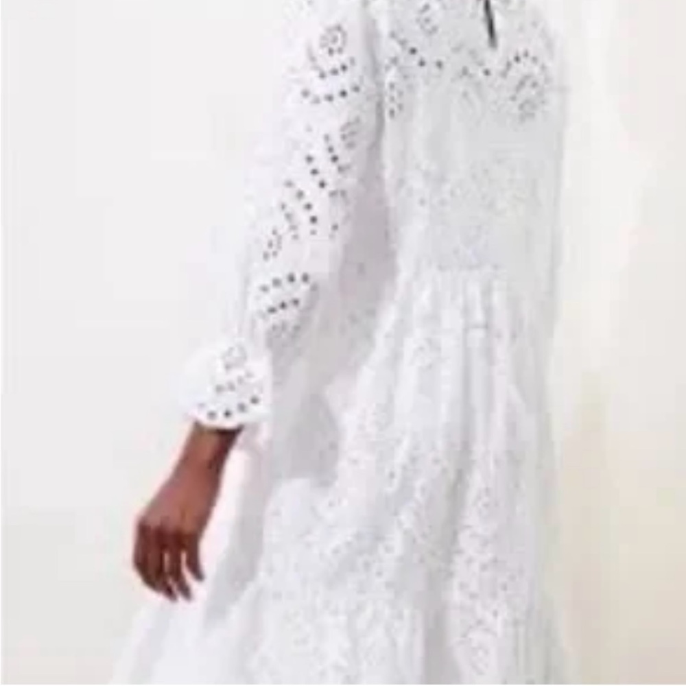 Banana Republic White Eyelet Tiered Dress - Picture 2 of 6